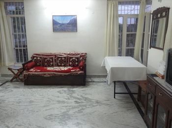 Goroomgo Hotel The Sojourn, Adharshila & Gulmohar Cottages Dharamsala Extérieur photo